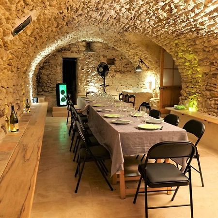 Вілла Ferme De L'Arnesque Шатонеф-дю-Пап Екстер'єр фото